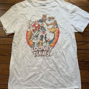 Looney Tunes tshirt